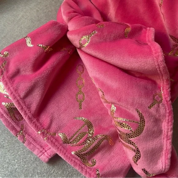 Juicy Couture Blanket - Pink and Gold Chain Link Design - Plush Throw Blanket